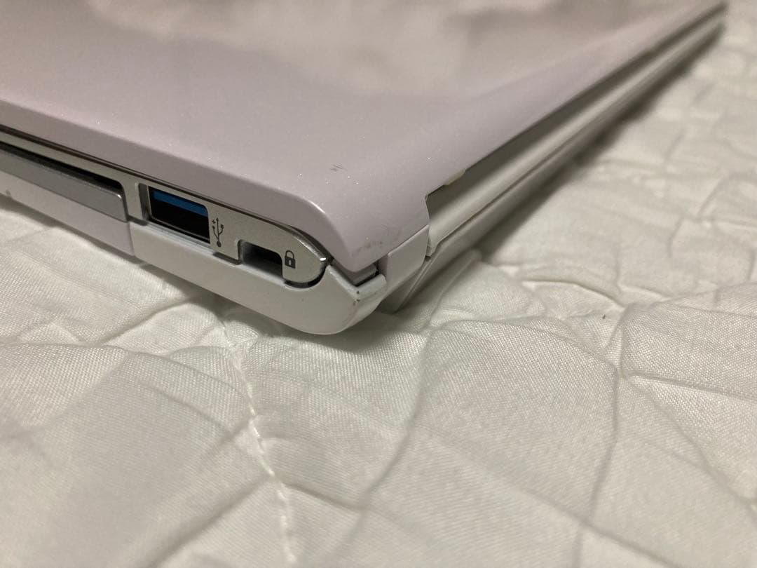 富士通　ノートパソコン　LIFE BOOK SH90/X