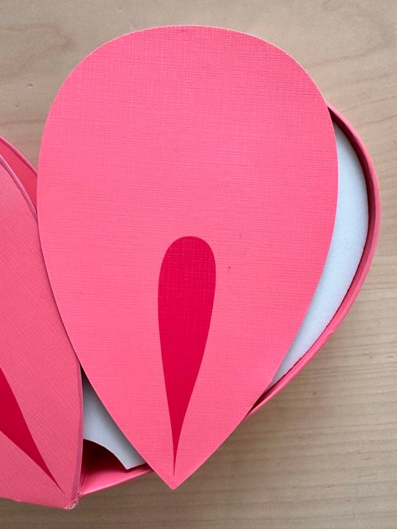 9/11出品取り下げ　Sky 星を紡ぐ子どもたち キズナアイ キーチェーン