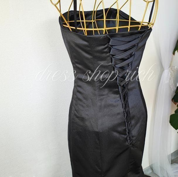 ブラックドレス　L サテン　オフショルダー　マーメイド