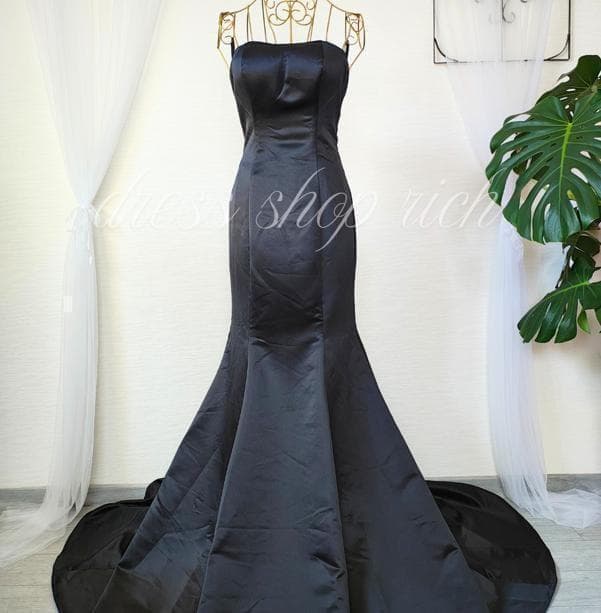 ブラックドレス　L サテン　オフショルダー　マーメイド