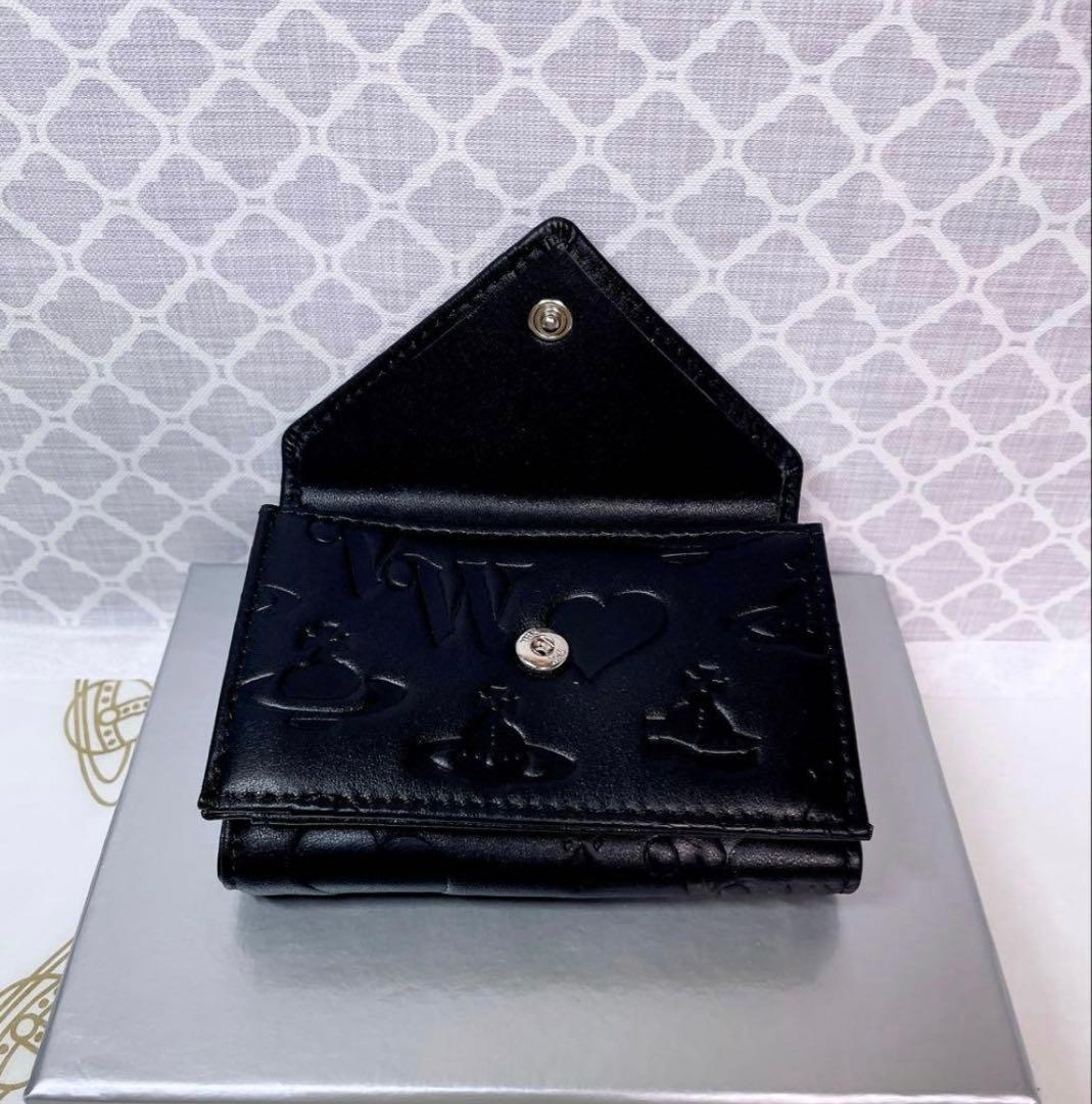 【内柄も素敵☆最新】Vivienne Westwood 三折財布 マット 黒