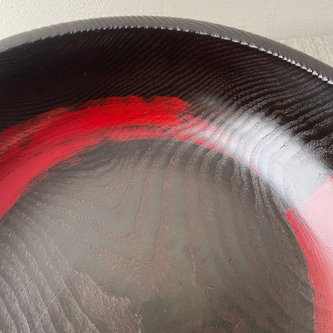 こね鉢　木製　無垢材　くり抜き　刷毛目　漆塗　松材？　大型ボウル　黒に赤丸