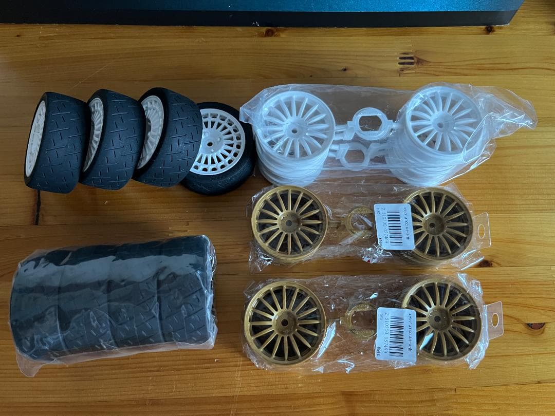 タミヤ XV-02RS Pro シャーシ 10.5T オプション付き、オマケ付き