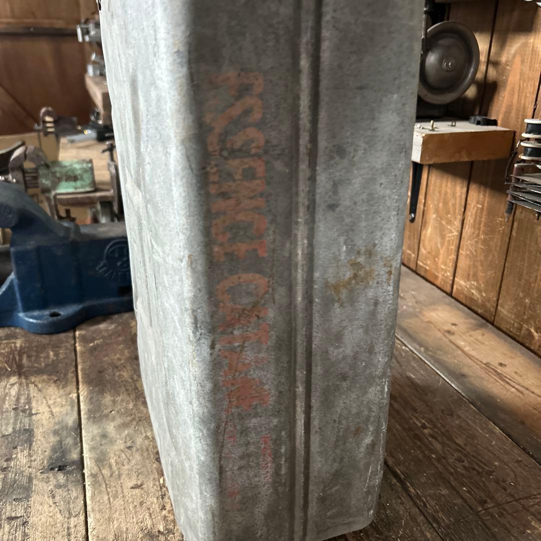 フランス　ビンテージ　ジェリ缶