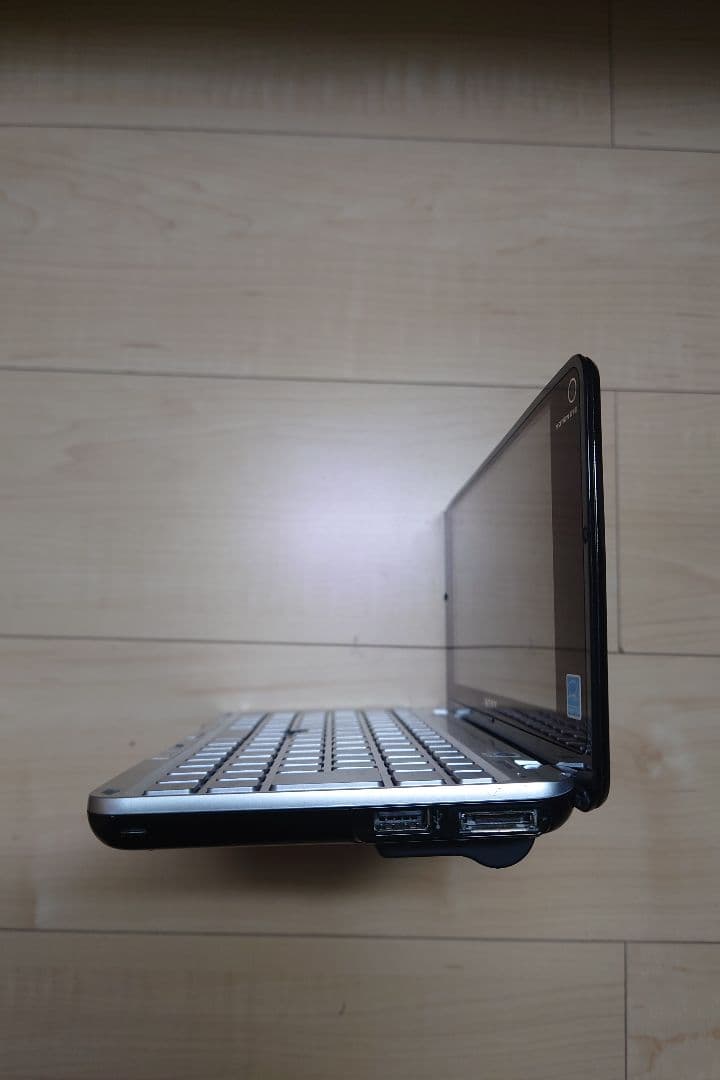 SONY VAIO Type P［VGN-P90NS］+ACアダプタ+読本付き