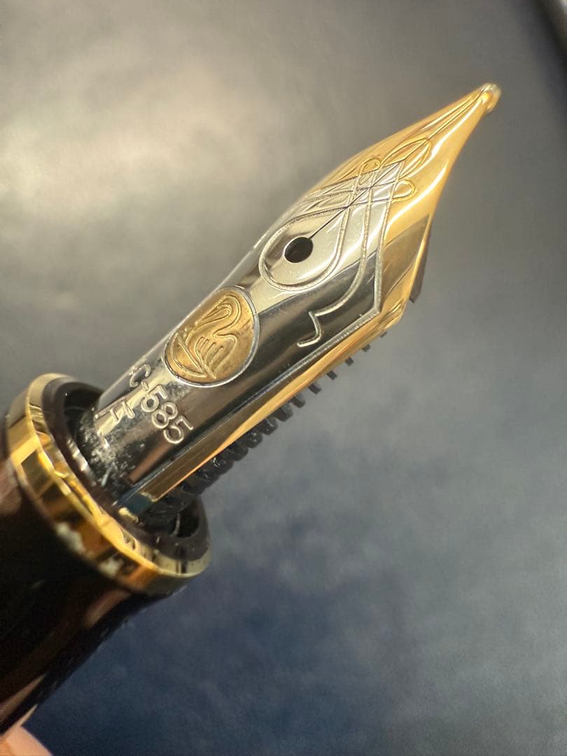 ペリカンスーベレーン M400 万年筆 (茶縞) M400BRW Fサイズ