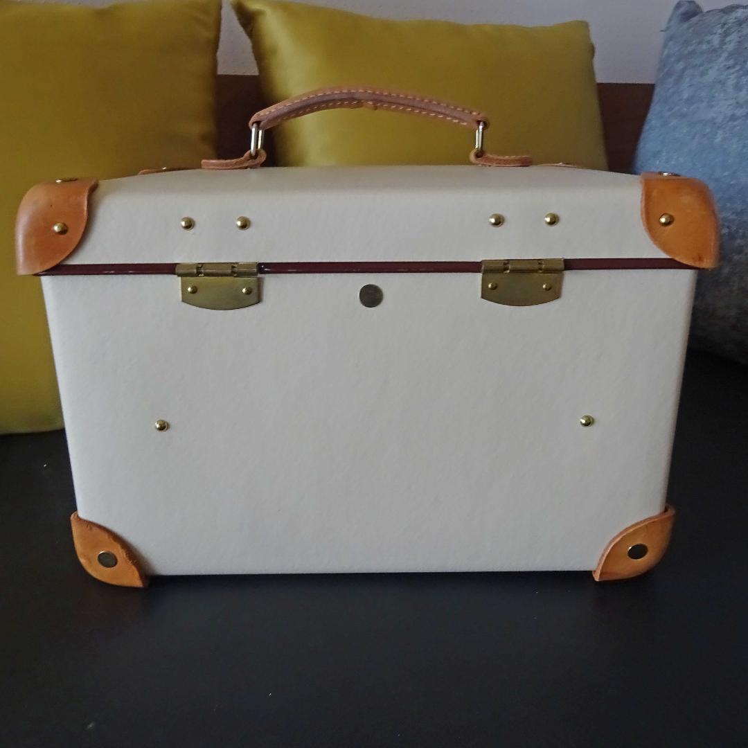 r*i様 GLOBE TROTTER グローブトロッター コスメケース13インチ