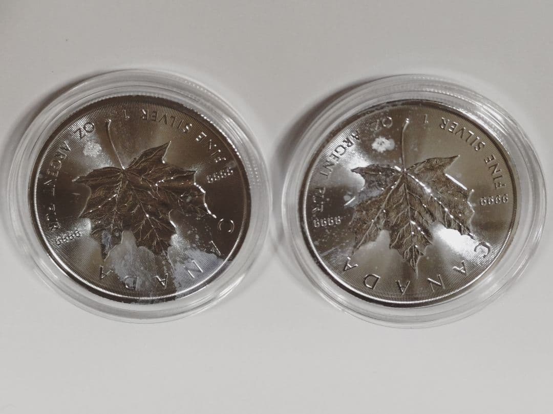 2016カナダメイプルリーフ銀貨 1オンス 2枚セットケース付き