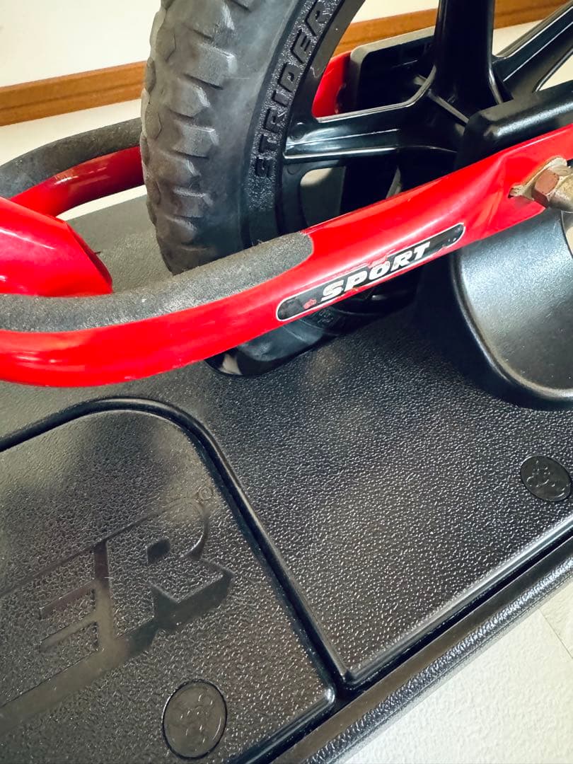 【値下げ】 ストライダー　スポーツ　12インチ　ロッキングベース付