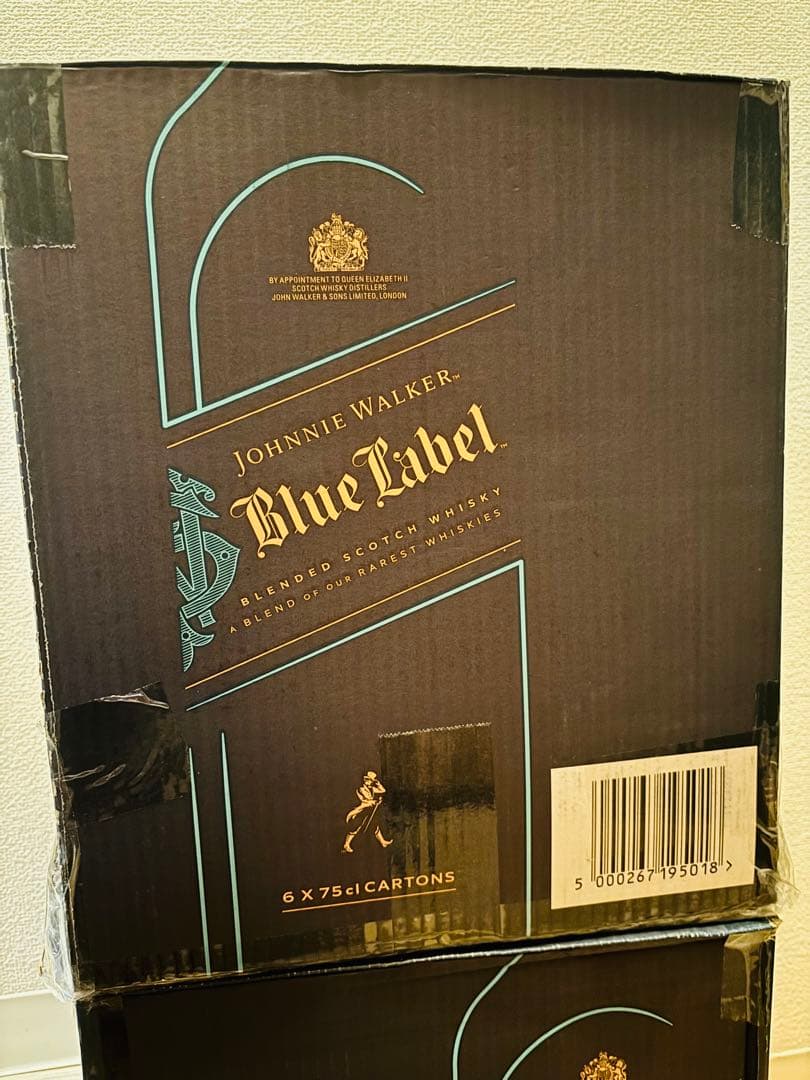 ジョニー・ウォーカー ブルーラベル ウイスキーブレンデッドスコッチボックス付き