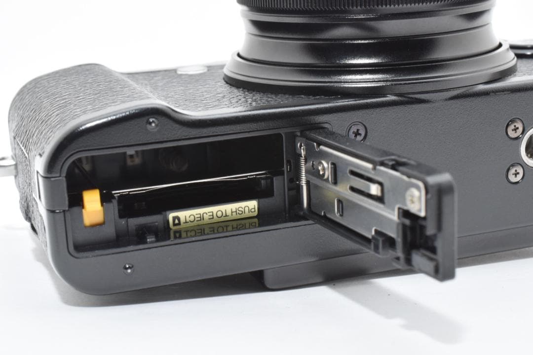 ■美品■FUJIFILM フジフイルム X10