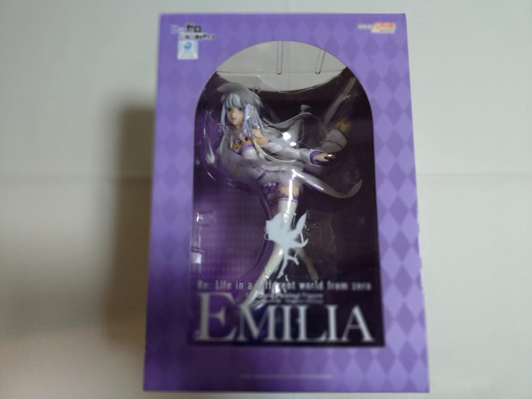 Re：ゼロから始める異世界生活 エミリア 1/7 完成品フィギュア