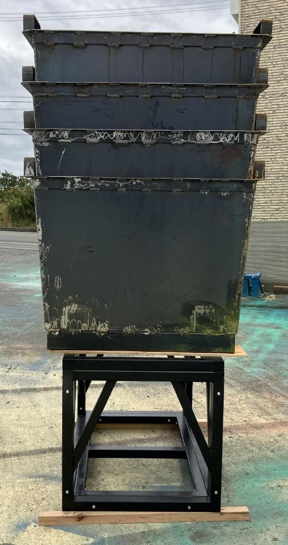 ね*】様 勉強机　事務机（緊急時は避難シェルター） 　限定商品再販なし