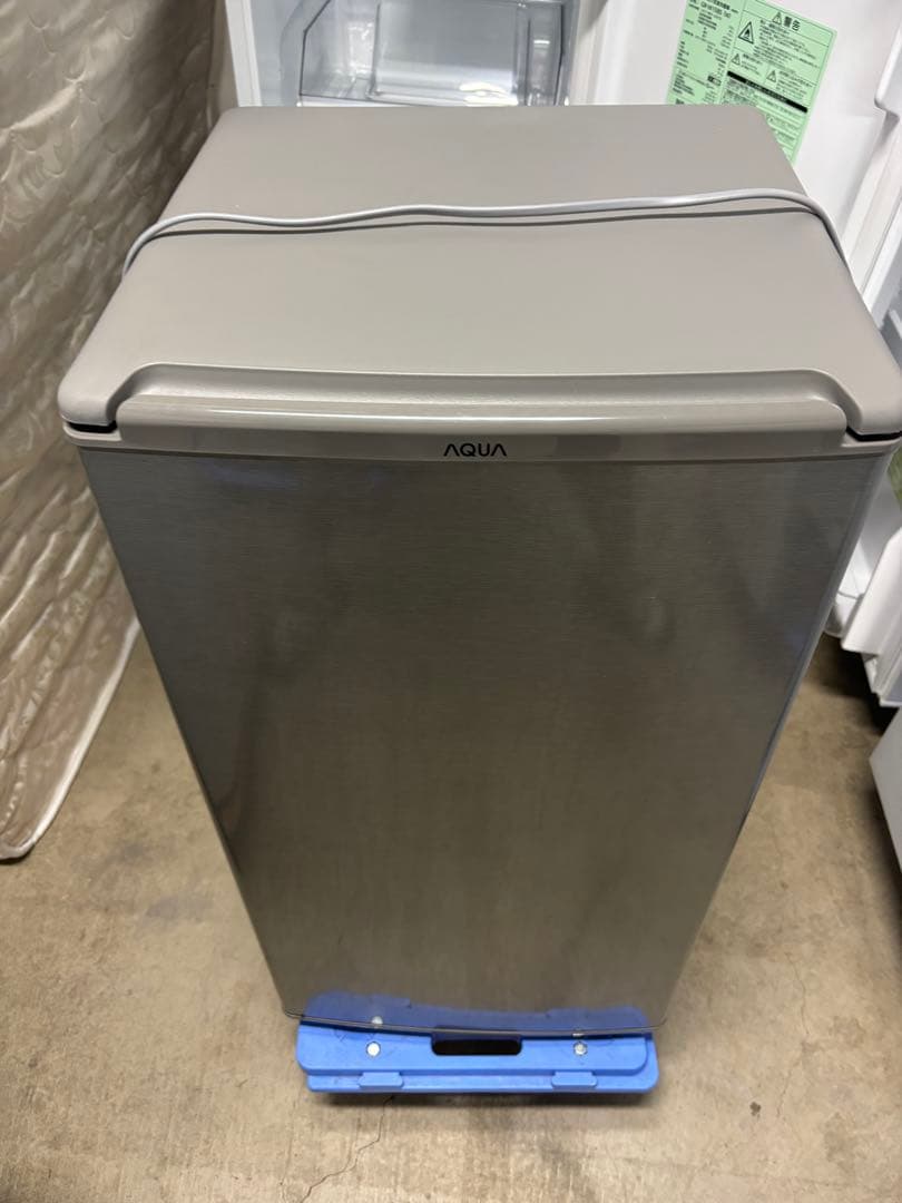 AQR-8K(S)2022年製　冷蔵庫女性オーナー