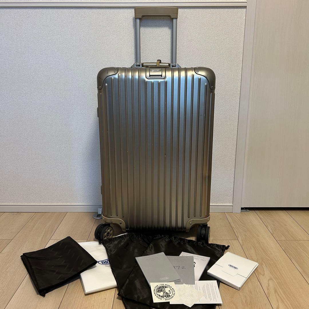 美品 大容量 RIMOWA リモワ トパーズ 67L ゴールド 電子タグ