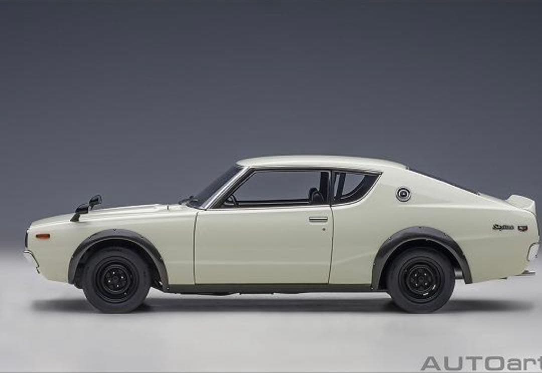 未開封 オートアート 1/18スカイライン GT-R ケンメリ ホワイト