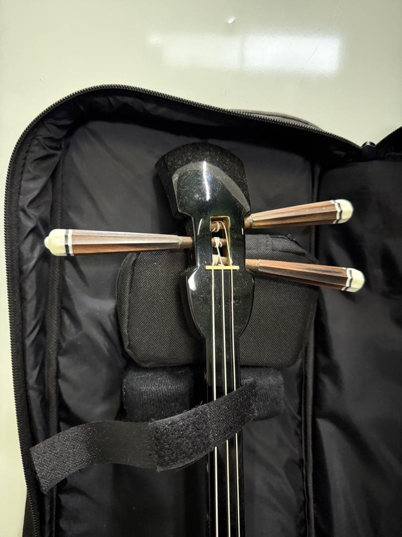 沖縄三味線　三線　ケース付き