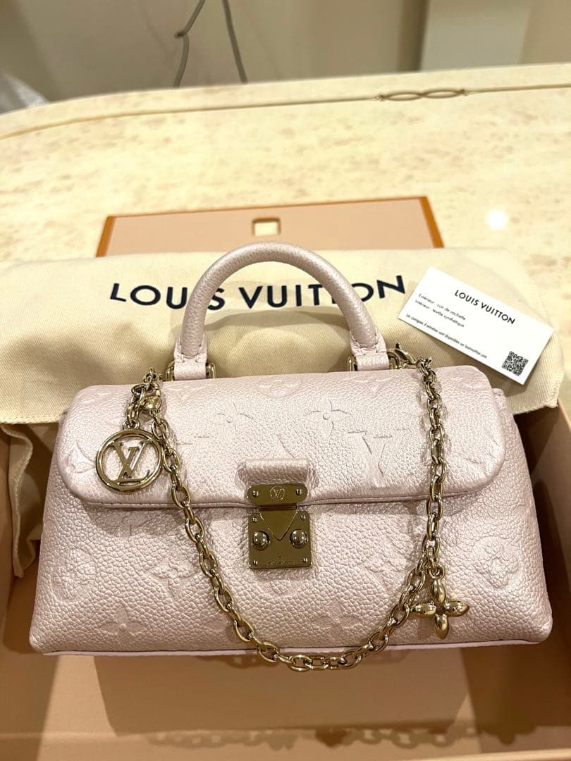 み*ち様 新作 ルイヴィトン LV バッグ ナノマドレーヌ モノグラム