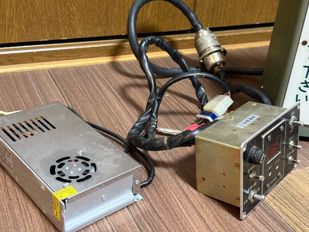 小田原機器　路線バス整理券発行システム