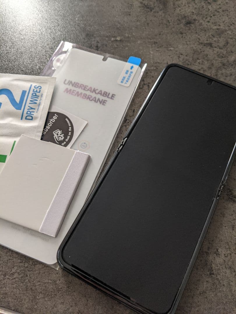 フィルム交換済■motorola razr 40 ultra■本体のみ