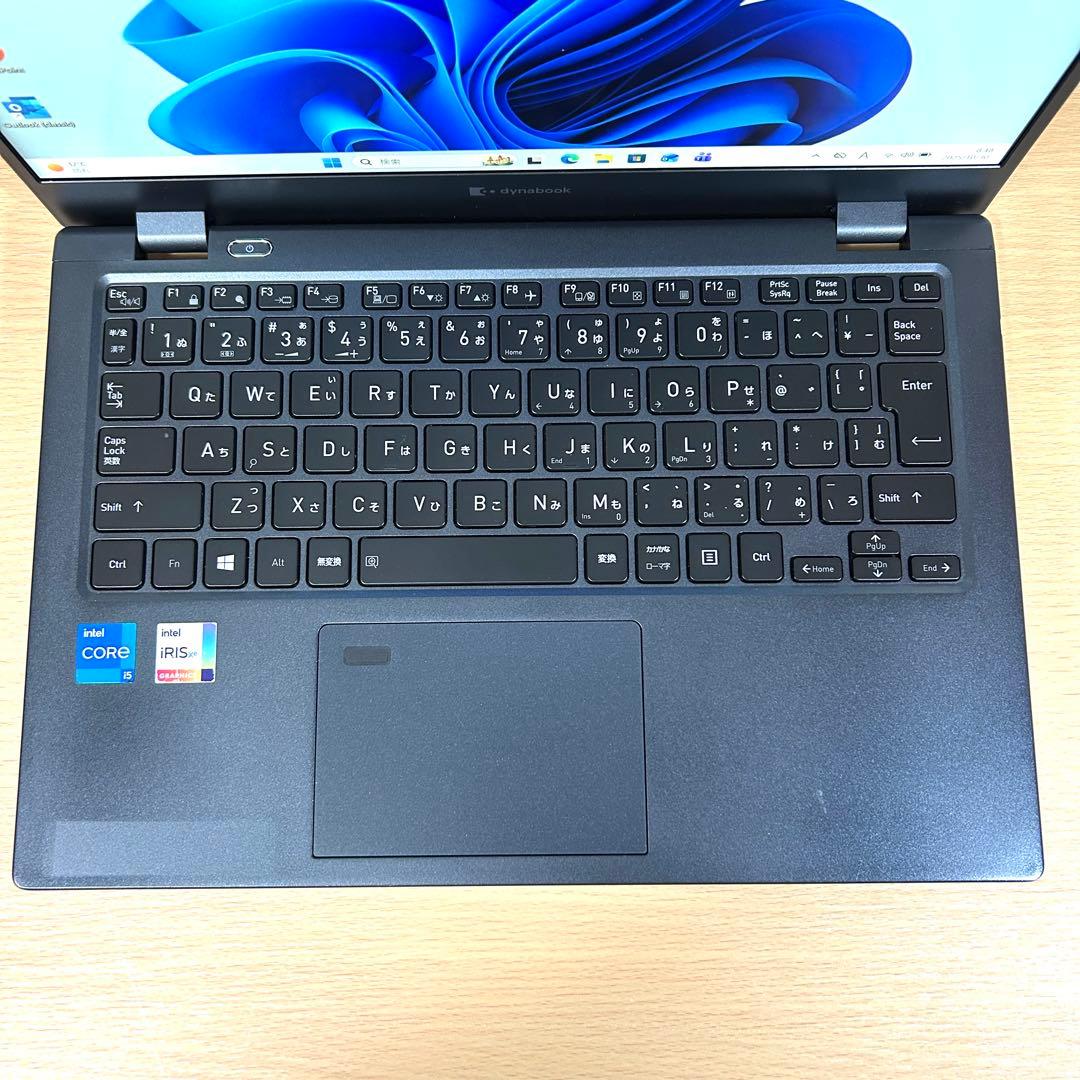 東芝 dynabook G83HS 16GB i5 256GB Office
