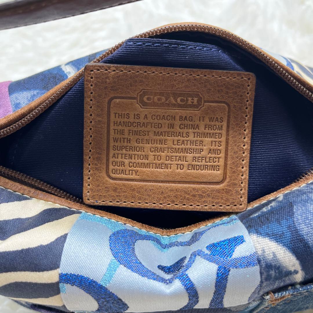 美品 COACHコーチ パッチワークデザイン ポーチ バッグ ブルー系 お花刺繍