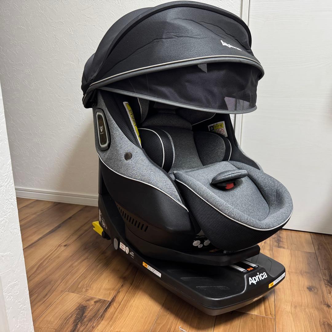 【美品／写真対応可】アップリカ　クルリラプラス　360° セーフティISOFIX