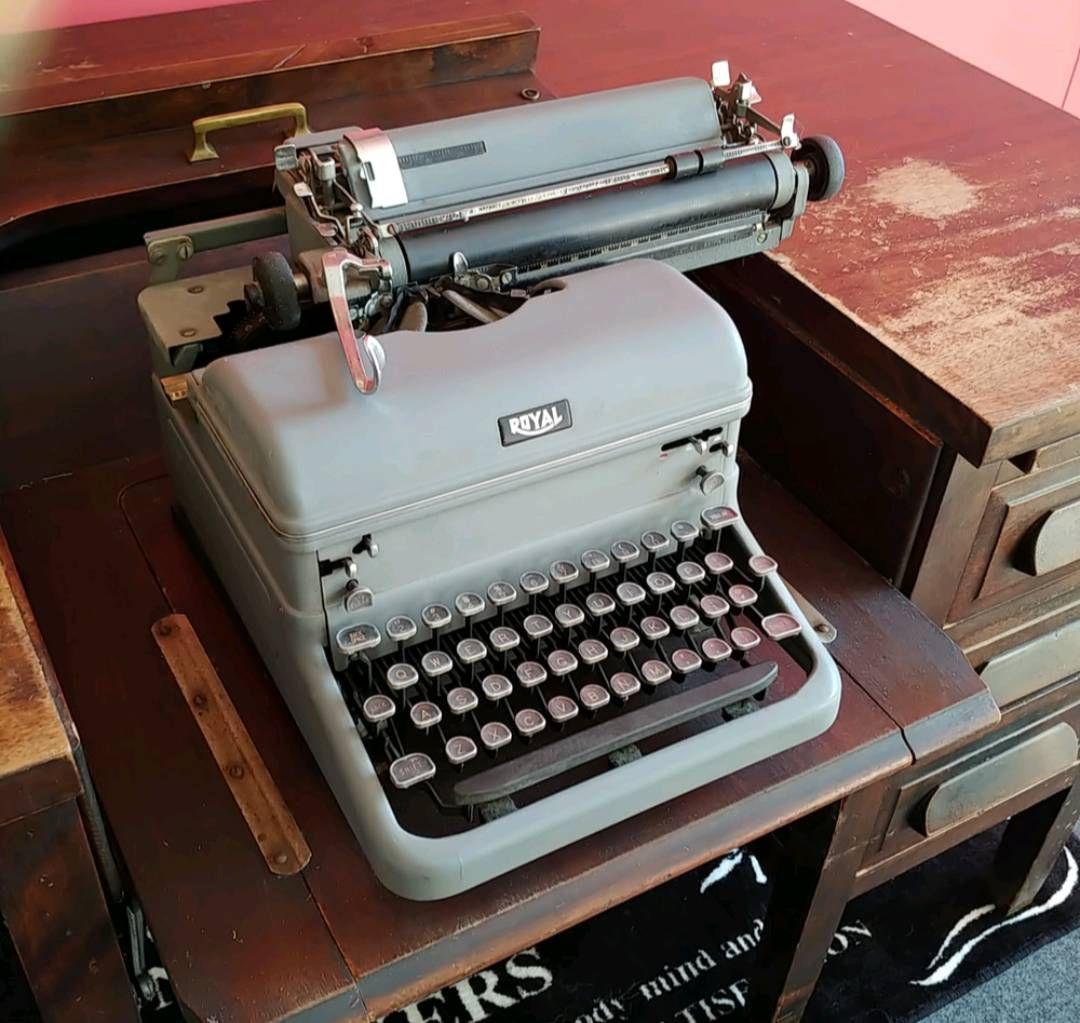 アメリカンヴィンテージ タイプライター付き ウッドデスク 引き出し×3 デスク