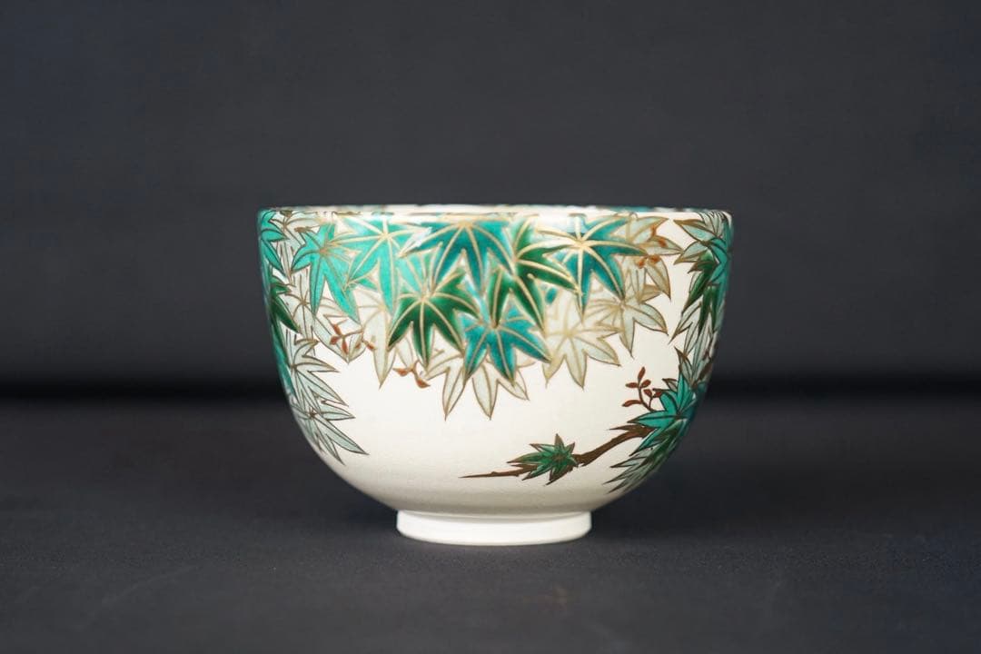杉田祥平 清閑寺窯 色絵青楓 茶碗 共箱 茶道具