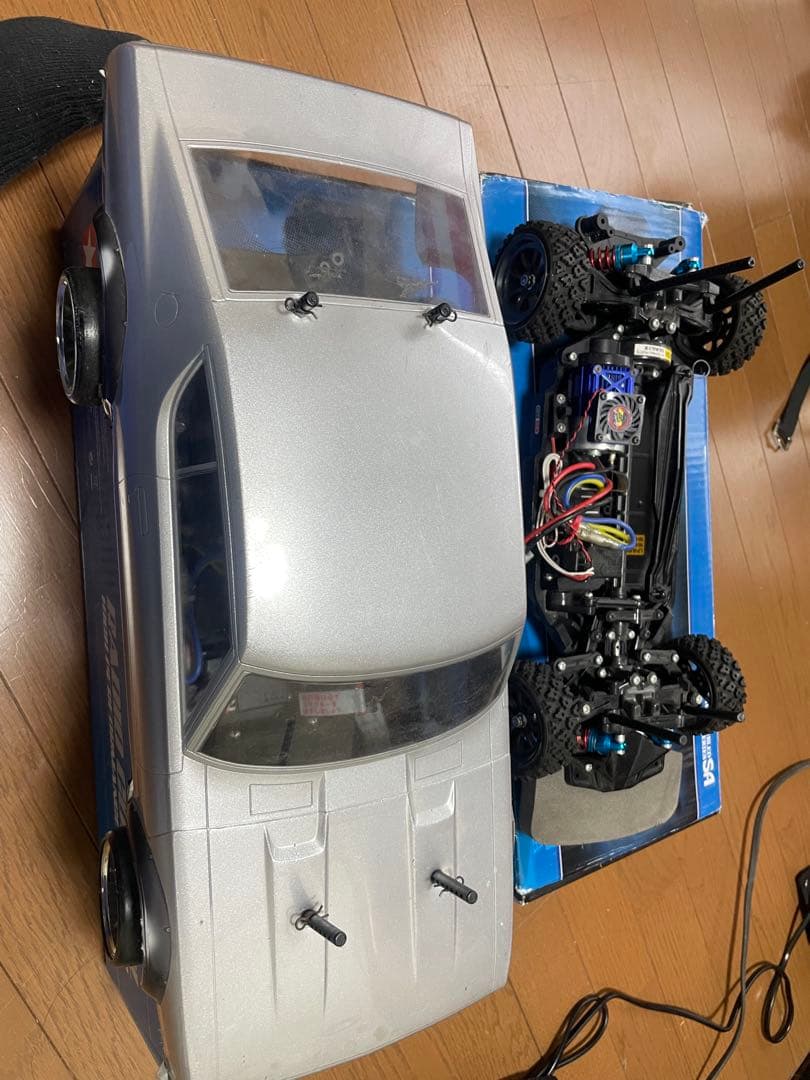 Tamiya ラジコンカー シャーシ付き　tt-02