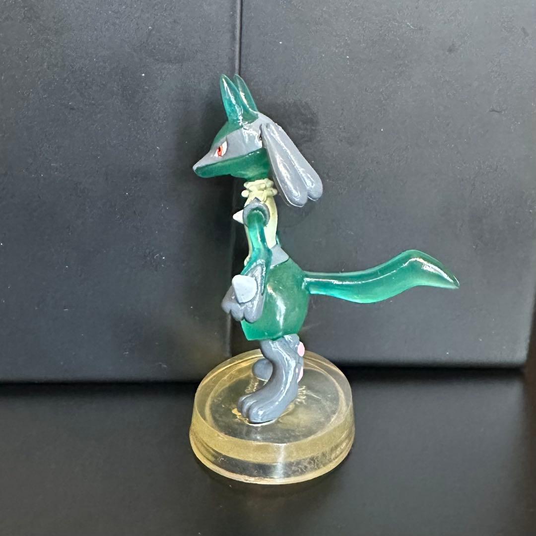 Pokémonモンコレ劇場版クリアver.『ルカリオ／ウソハチ』初期　TOMY製