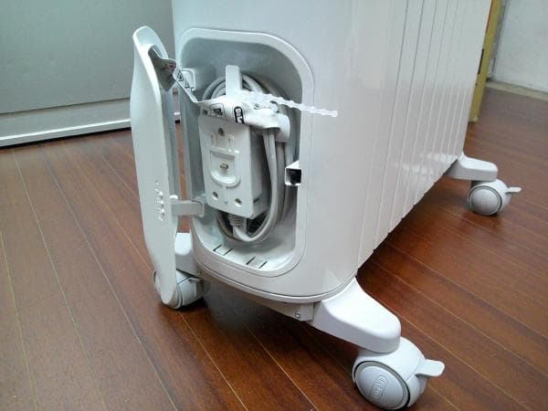 美品 箱あり デロンギ ベルカルド オイルヒーター RHJ75V0915