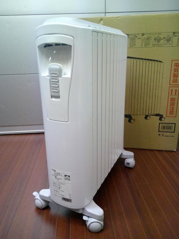 美品 箱あり デロンギ ベルカルド オイルヒーター RHJ75V0915