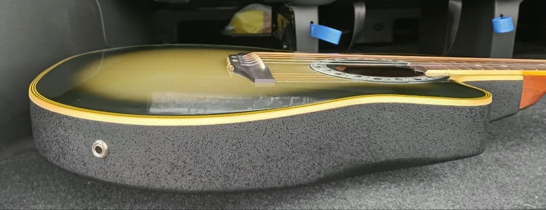 美品　アコースティックギター グリーン/イエロー　クラフトマン　ケース付