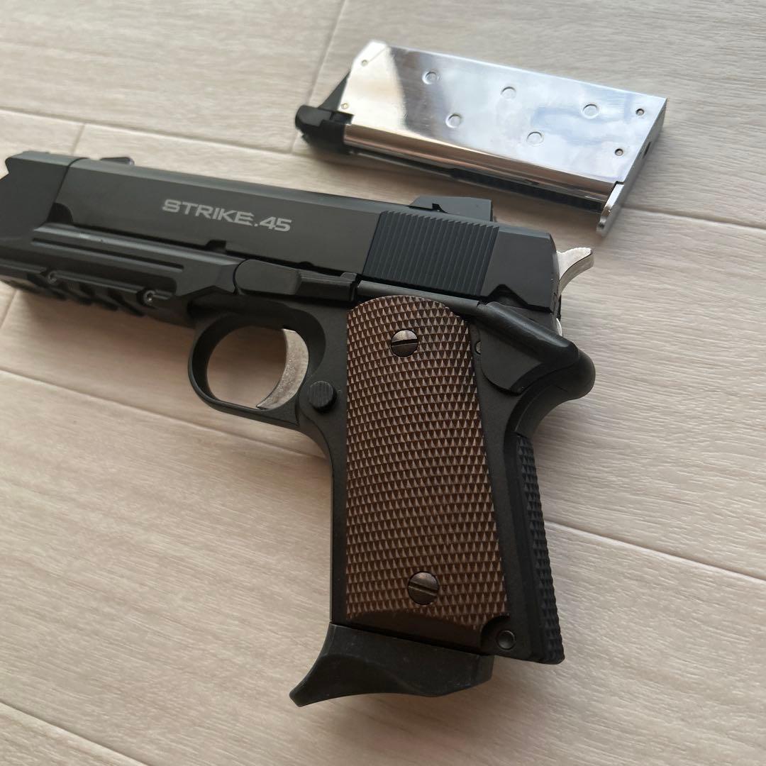 STRIKE.45 ガスガン