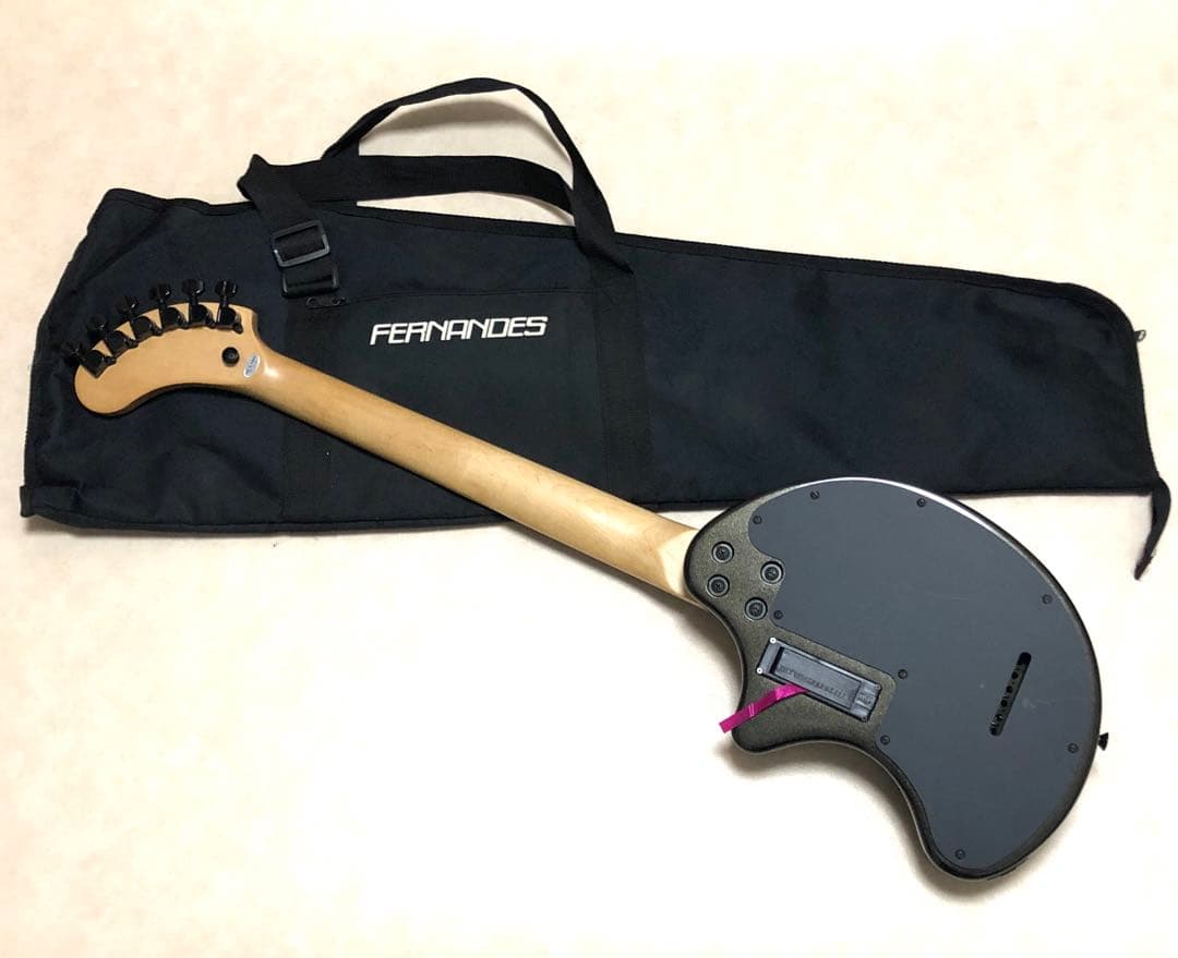 【超美品】ZO-3 芸達者 MB アンプ内蔵ミニギター 専用ケース付 ぞうさん