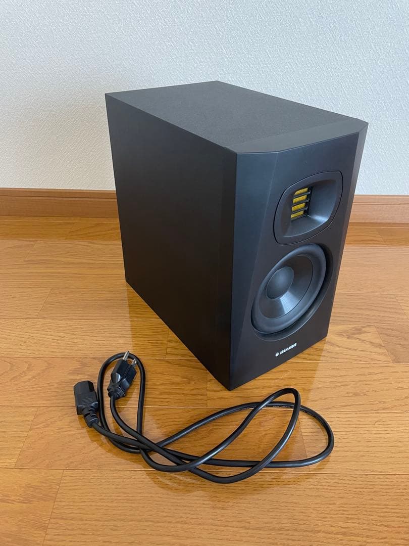 ADAM AUDIO T5V スピーカー1個