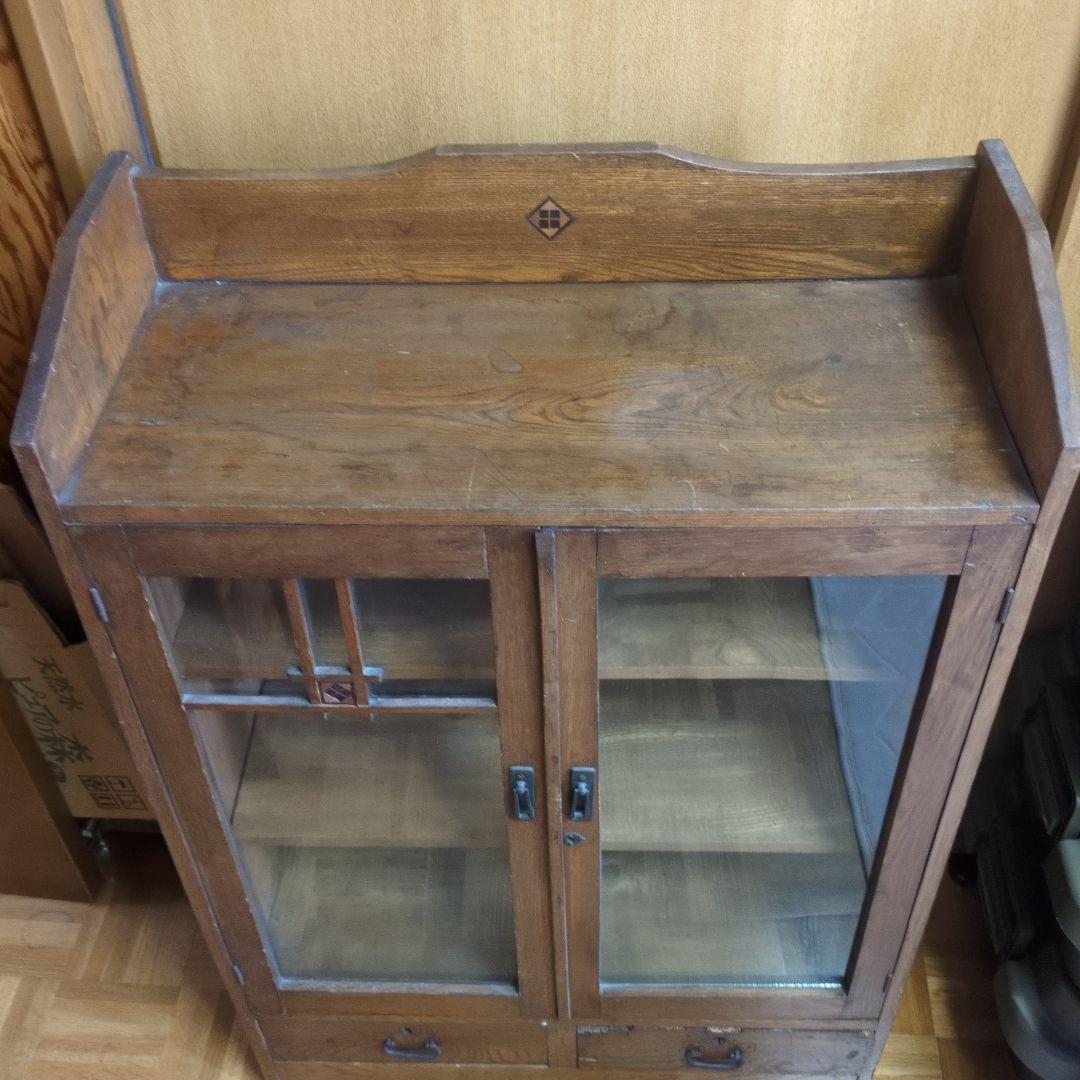アンティーク　飾り棚　木製ガラス扉キャビネット　当時物　希少