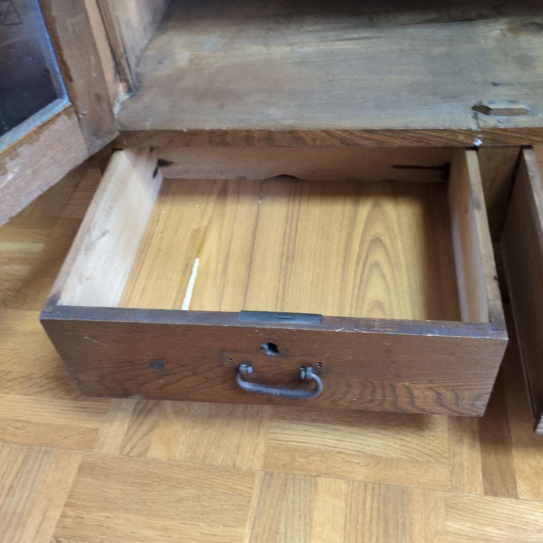 アンティーク　飾り棚　木製ガラス扉キャビネット　当時物　希少