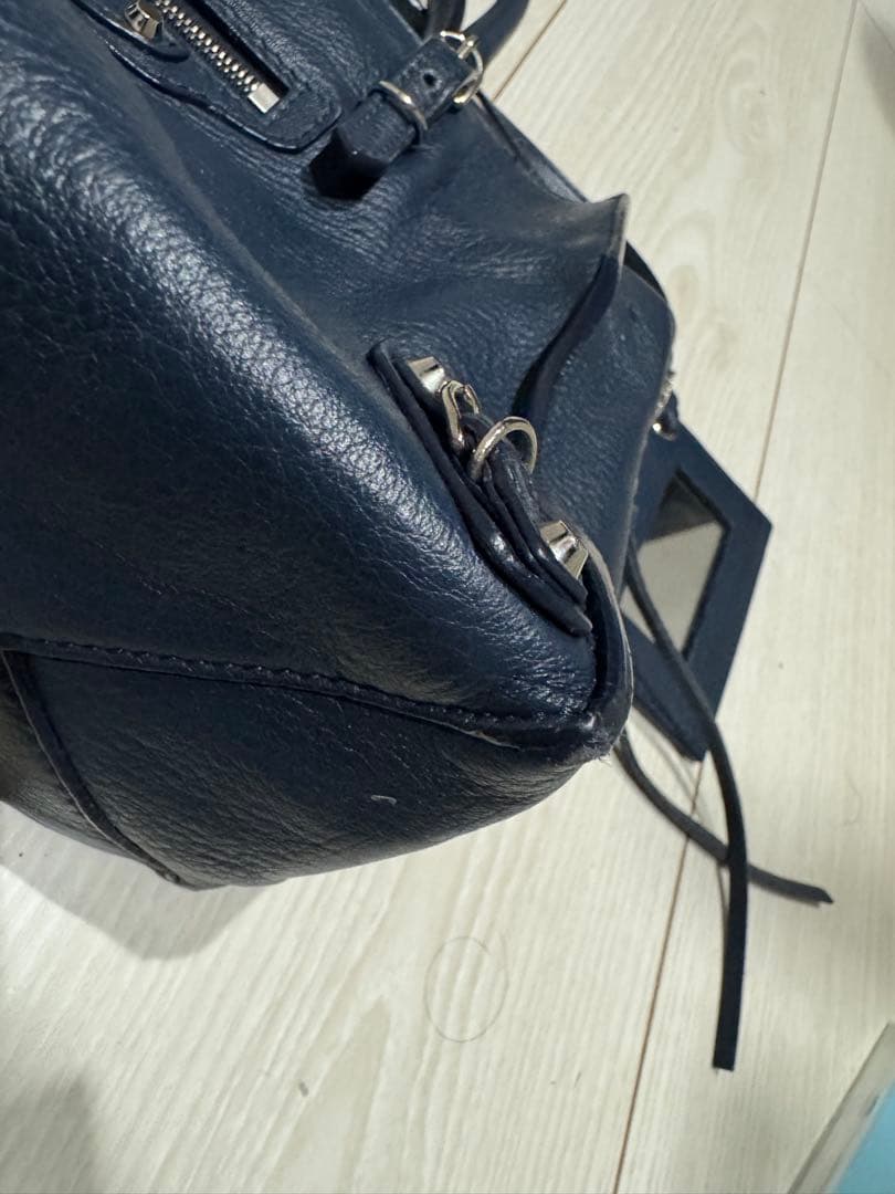 ネイビー レザー ショルダーバッグ　バレンシアガ　ペーパーミニバッグ