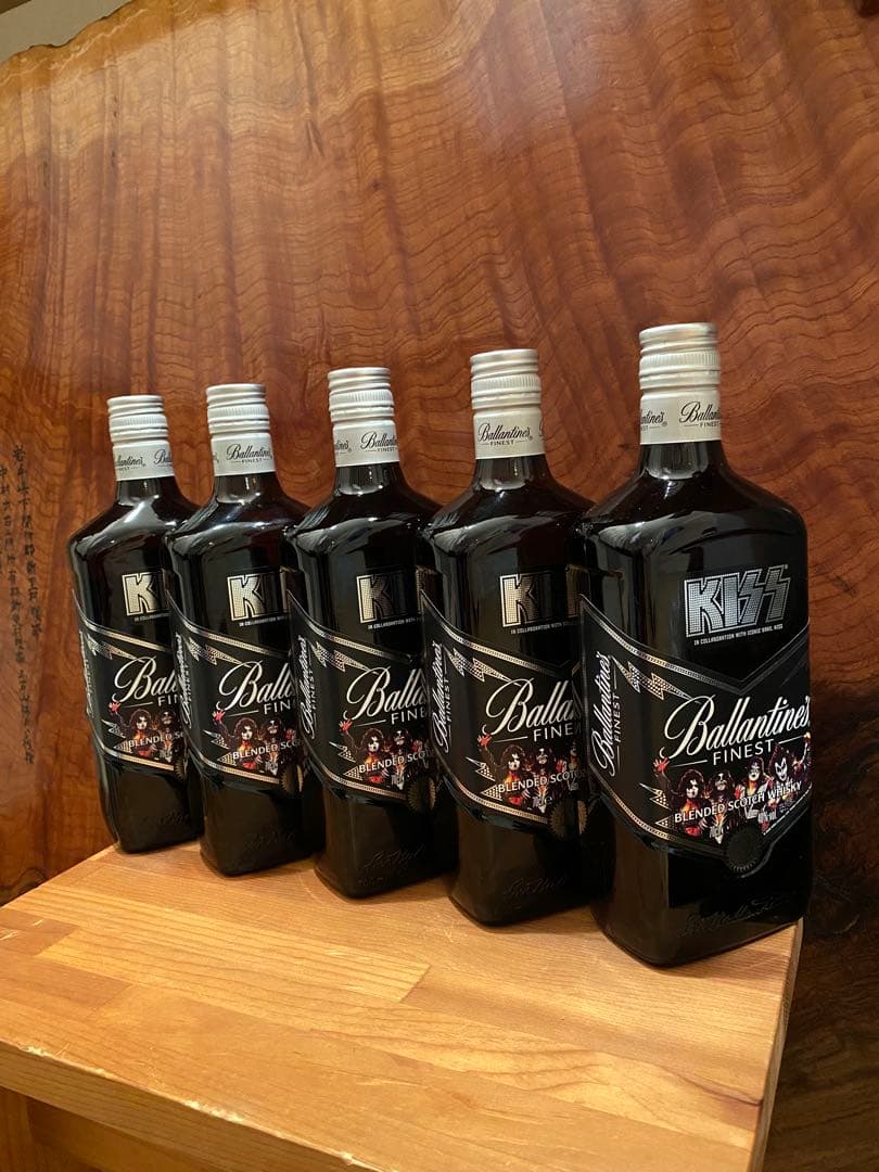 限定！バランタインファイネスト 700ml アーティストボトル KISS