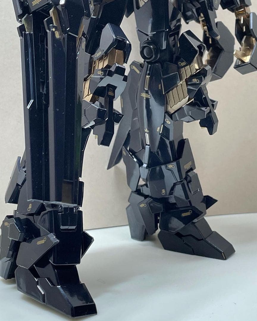 MG バンシィ エアブラシ塗装品（キャンディ塗装）