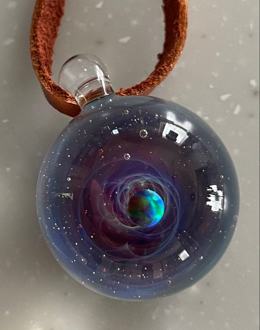 【最終値引き】宇宙テーマ 宇宙ガラス+a ガラス ペンダント