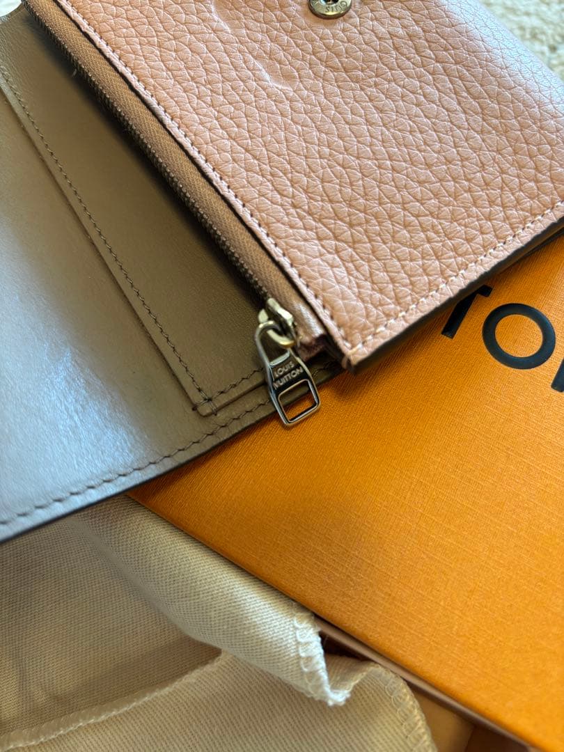 ⭐︎限定特価⭐︎LOUIS VUITTON カプシーヌ 財布⭐︎