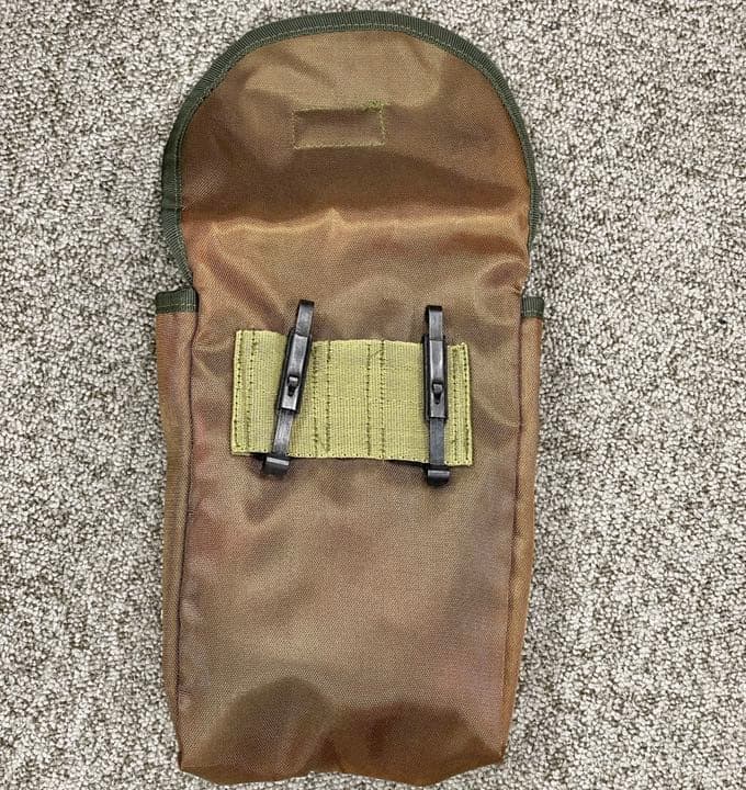 レアアイテム　デンマーク軍 プラスチック製 水筒 ROSTI 製