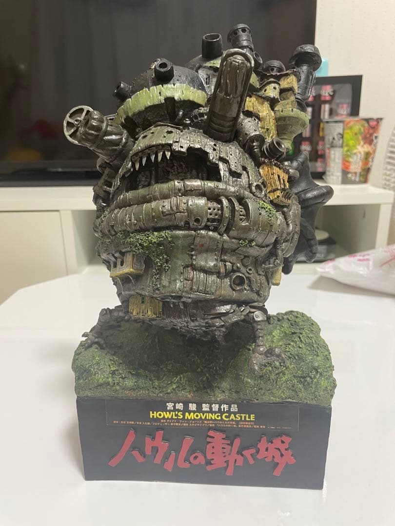 希少、非売品、ハウルの動く城 ジオラマ　フィギュア　ローソン200個限定商品