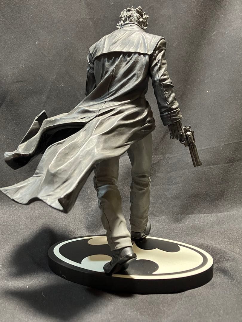 ＤＣダイレクト スタチュー ジョーカー ブラック&ホワイト リー・ベルメホ