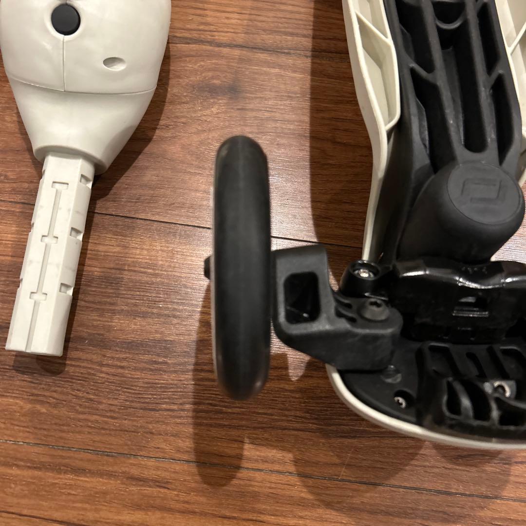 SCOOT AND RIDE スケーター ホワイト