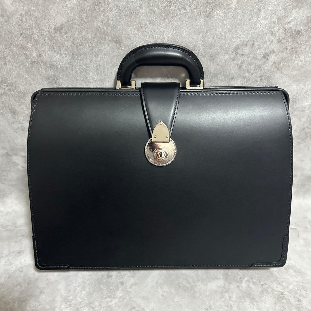 新品未使用　大峡製鞄　ライトダレスバッグ　1気室　オオバセイホウ　ダレスバッグ