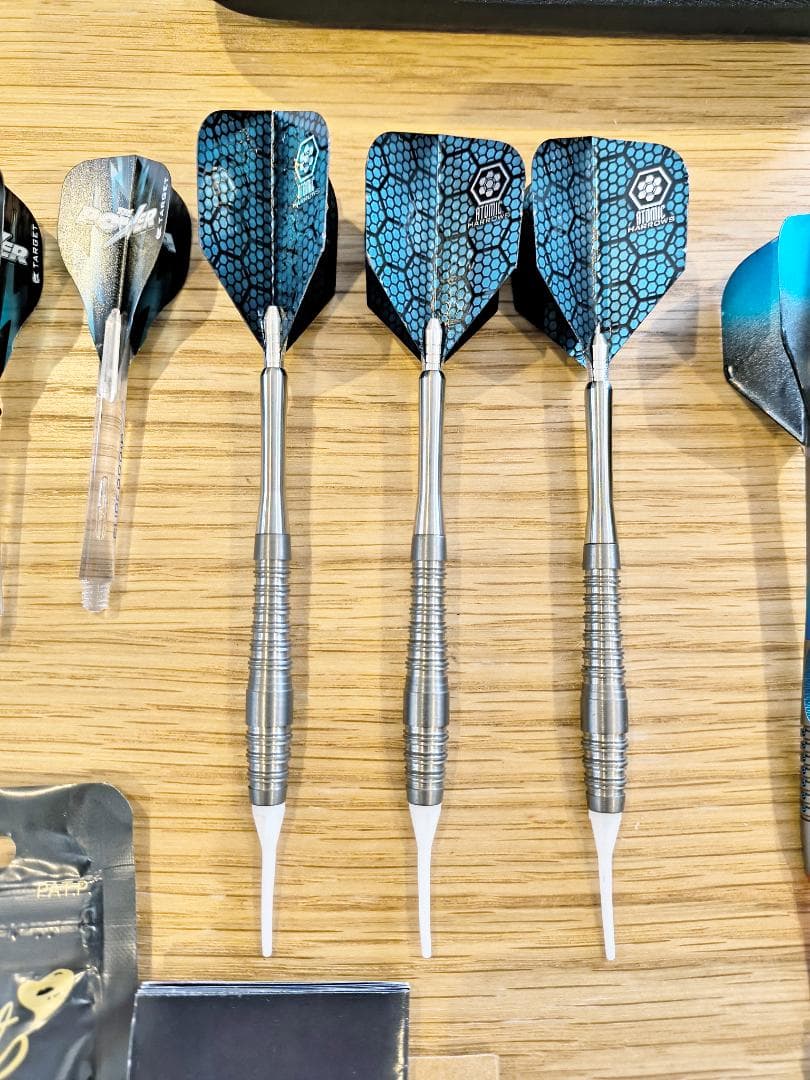 【比較的美品・2セット】ダーツ・ケース付き